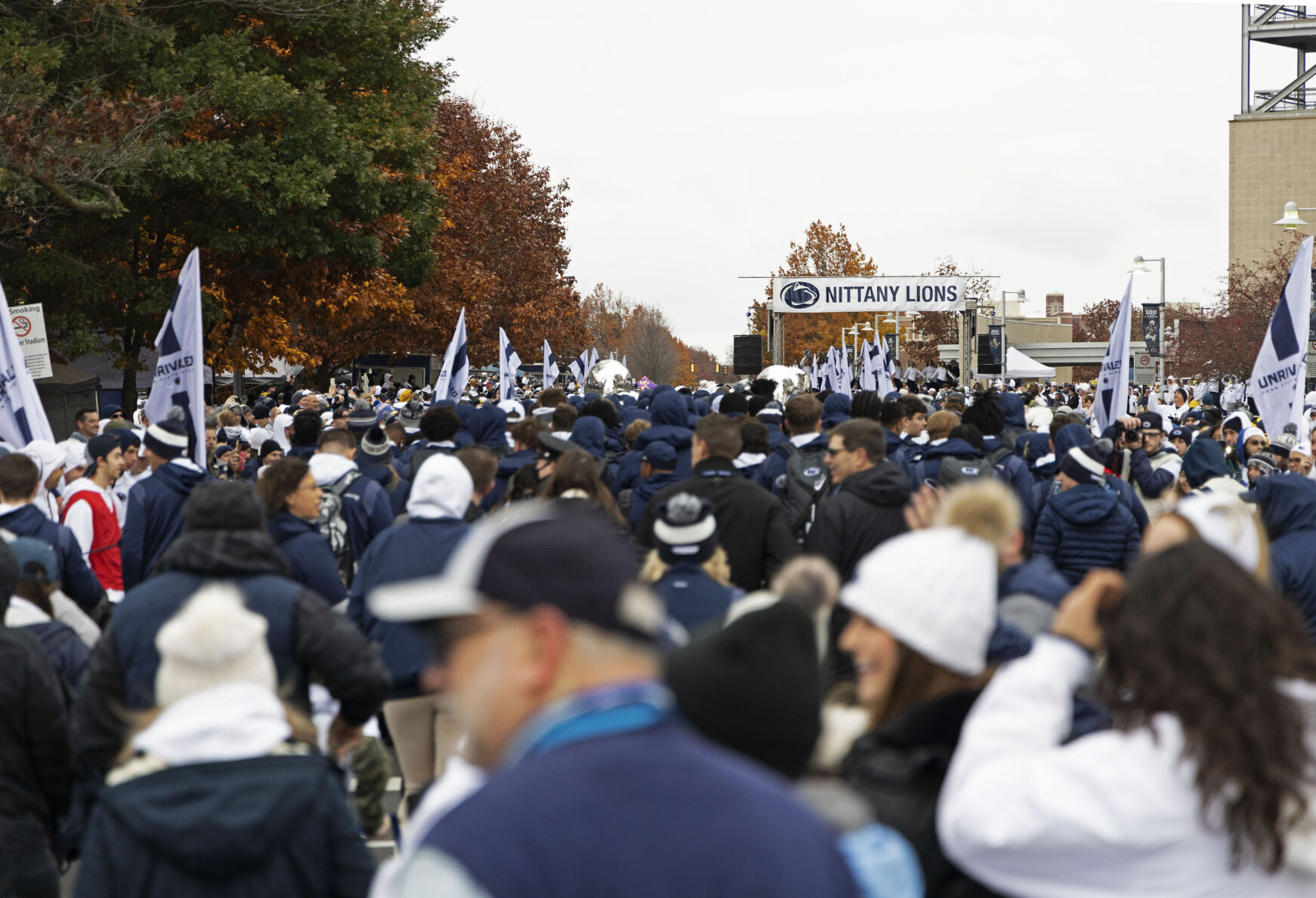 Penn State football vs. Michigan, team arrival
